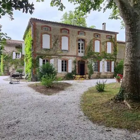 Nocleg ze śniadaniem Les Terrisses - D'hotes Avec Piscine Saint-Félix-Lauragais