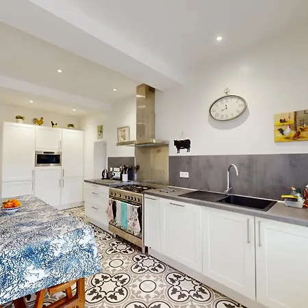 Les Terrisses - D'hotes Avec Piscine Bed & Breakfast *